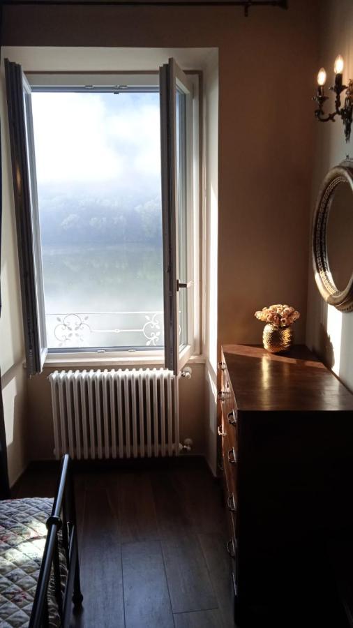 Le Finestre Sul Lago เปียดิลูโก ภายนอก รูปภาพ
