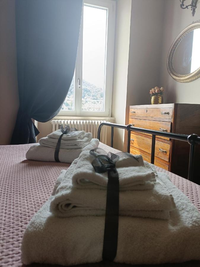 Le Finestre Sul Lago เปียดิลูโก ภายนอก รูปภาพ